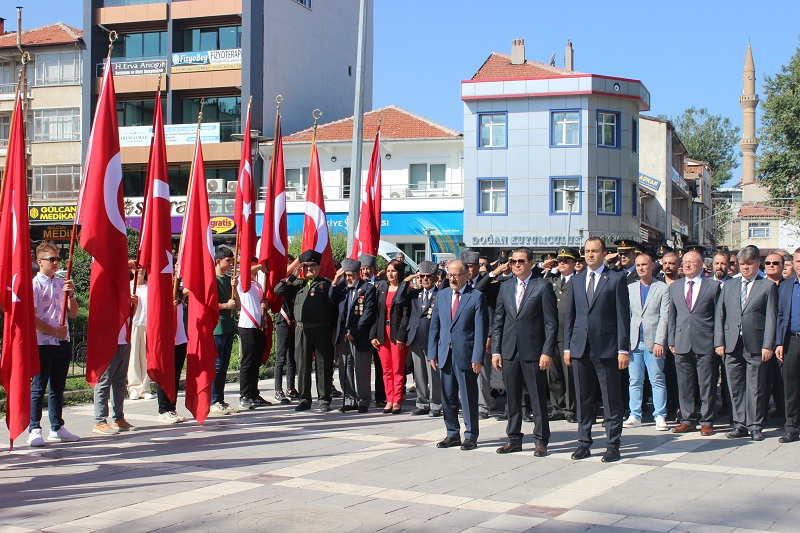 İlçemizde 30 Ağustos Zafer Bayramı Coşku İçerisinde Kutlandı.